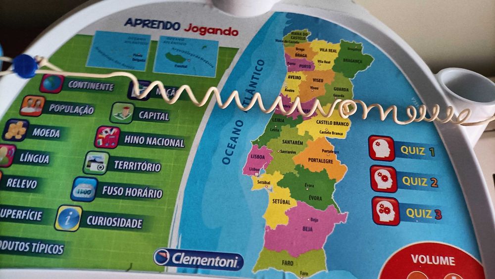 Globo interativo Clementoni