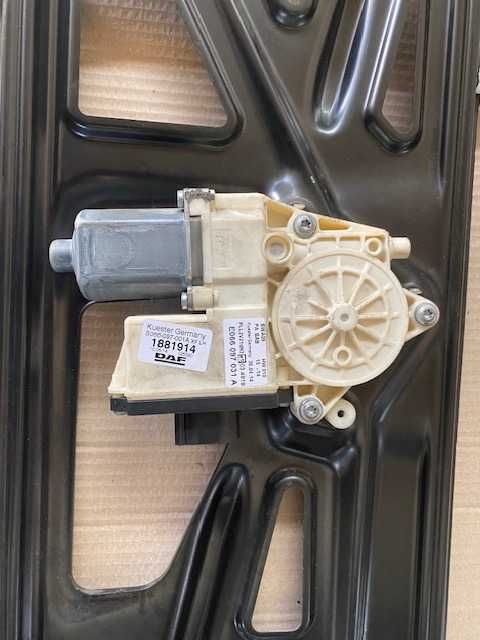 Склопідіймач Стеклоподйомник ДАФ DAF XF 106 EURO 1881915 R 1881914 L