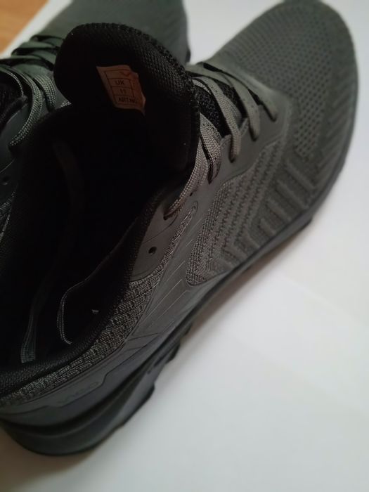 Кросівки розмір 46