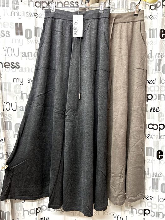 Брюки трикотажные, вязанные палаццо, на резинке