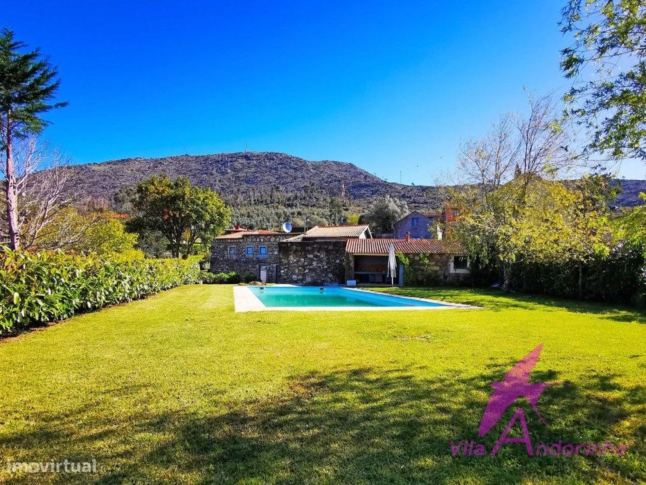 Quinta em pedra com cerca de 700 m2, Alojamento local e Eventos