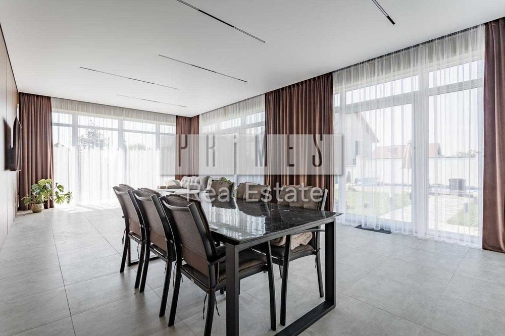 Продаж/Будинок/750 м2/Крюківщина/вул. Молодіжна, 3/Києво-Святошинський