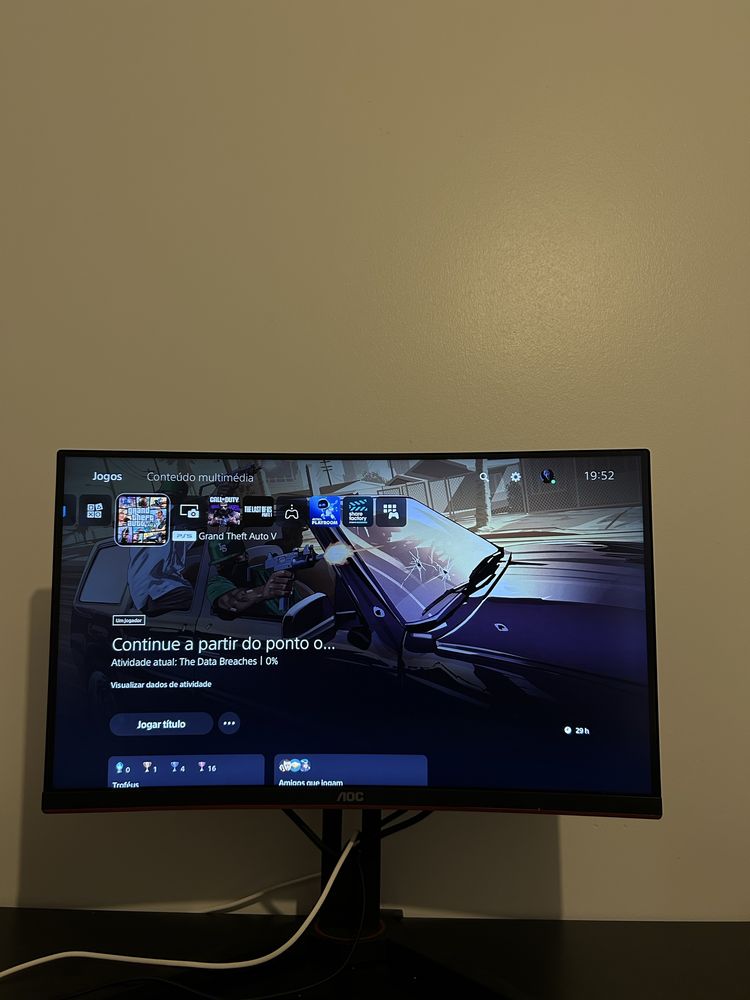 Monitor CURVO aoc