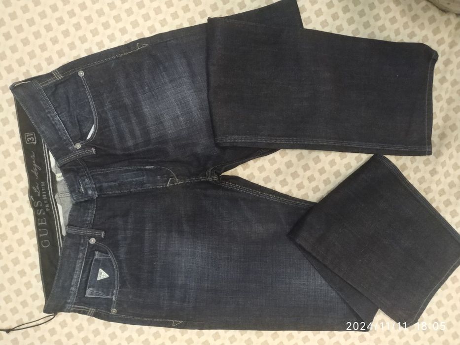 Продам новые джинсы фирмы Guess