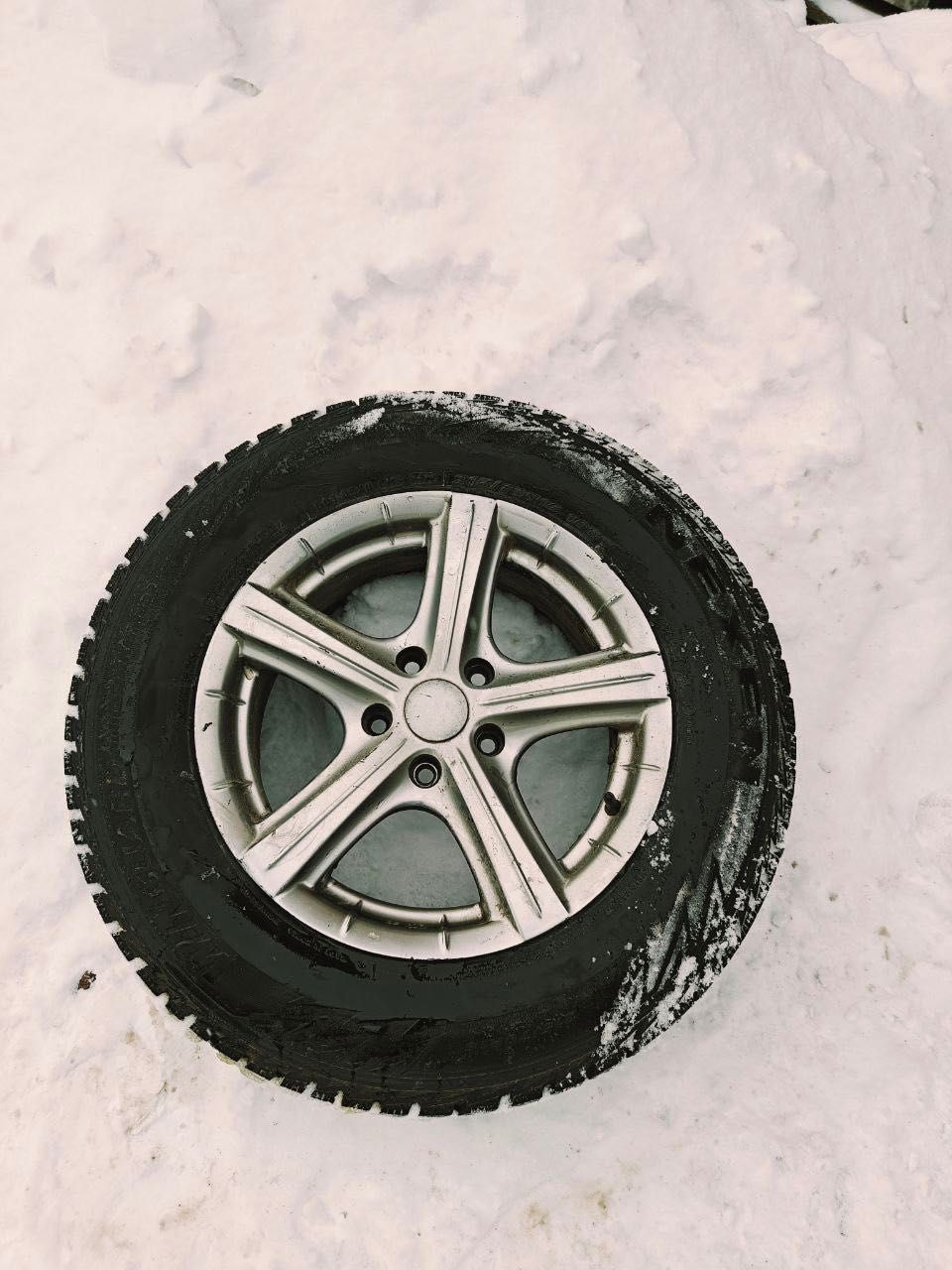 Шини на дисках Nexen 215/70 R16(Корея)