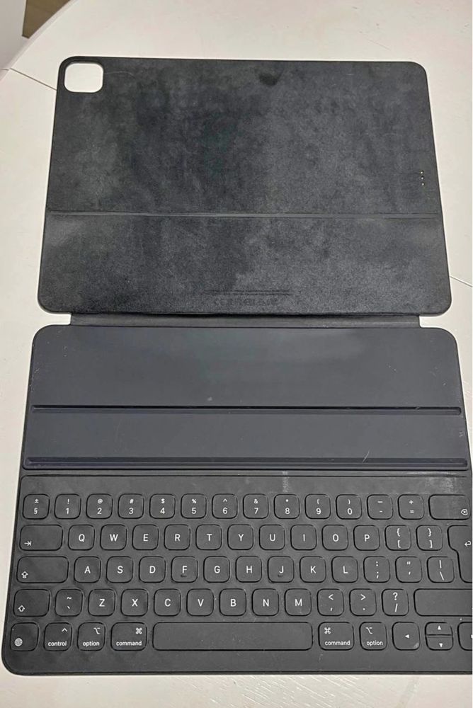 Apple Etui Smart Keyboard Folio do iPada Pro 12,9 cali.