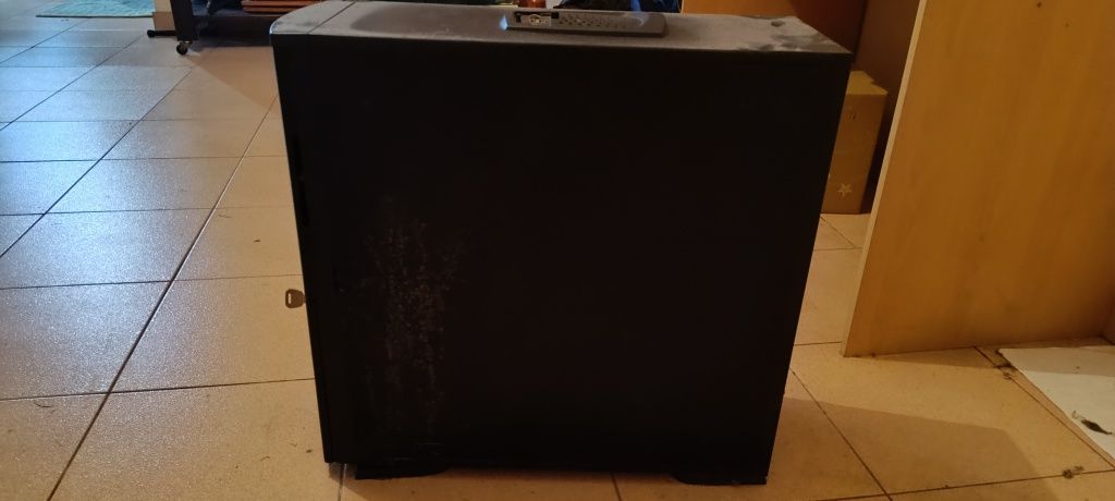 Torre pc Thermaltake xaser III V1000+ Black 1.0mm SECC Steel and Alumi