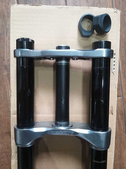 rock shox boxxer ultimate charger 2.1 RC2 HC97 fox 40 ohlins dh 38