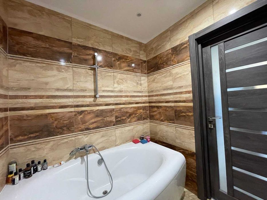 Продається 3-кімнатна квартира в ЖК Калинова Слобода