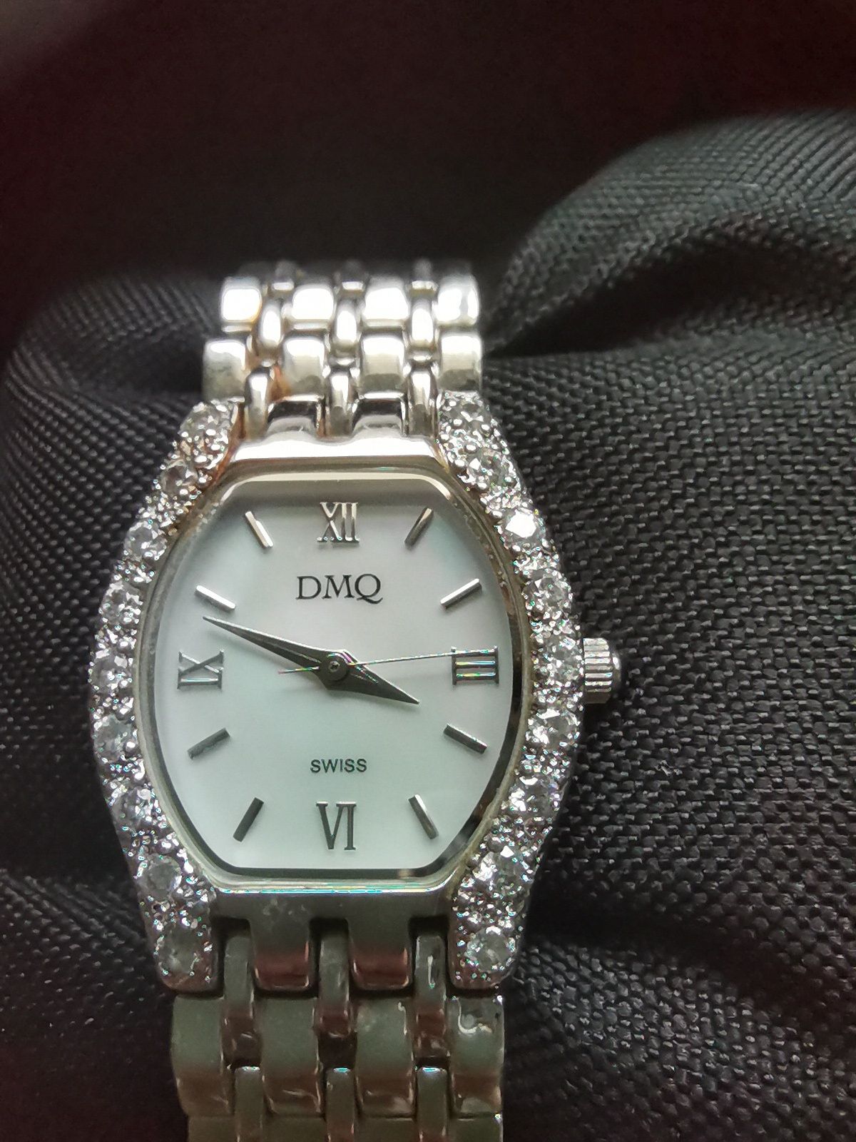 Retro zegarek damski DMQ Swiss