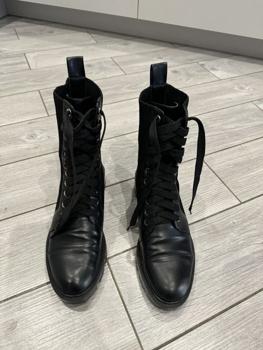 Жіночі черевики на шнурках 39 р Zara