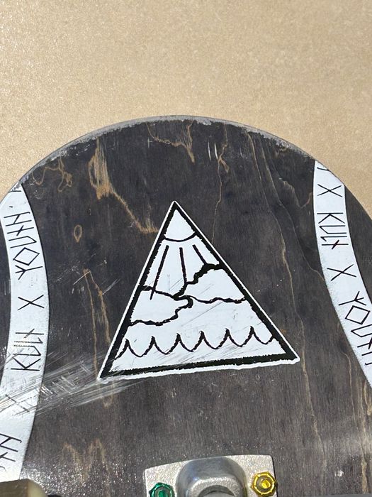 DESKOROLKA – Setup Krux / Bones / Primitive / Youth x Kult x Dybuk