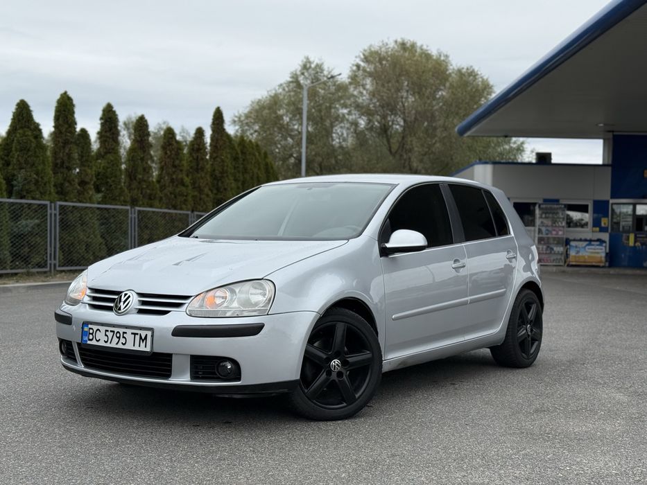 VOLKSWAGEN GOLF V 2005 , 2.0 полный привод , в идеальном состоянии