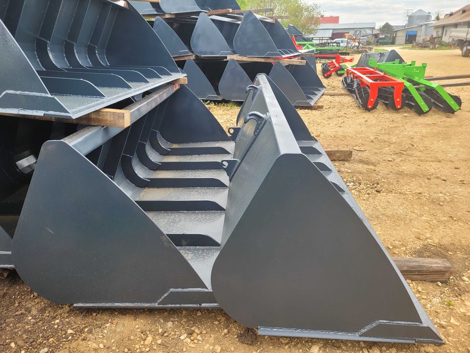 Łyżka/ łycha do tura ciągnika/ ładowacza czołowego Szufla 1.2m do 2.4m