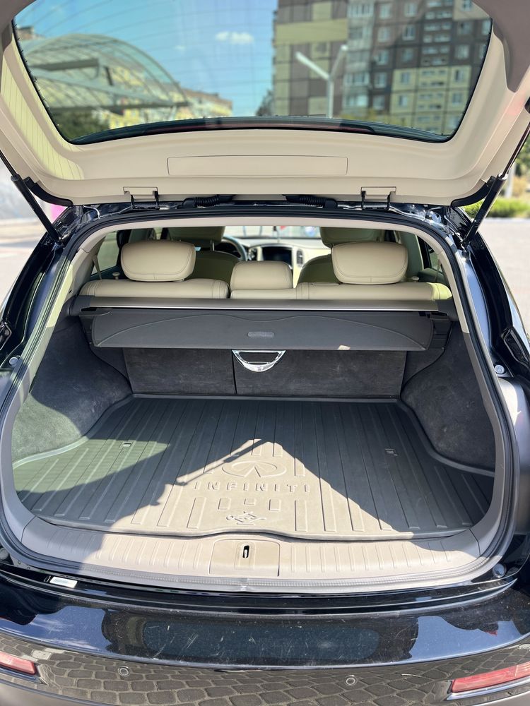 Infiniti EX 35 4WD