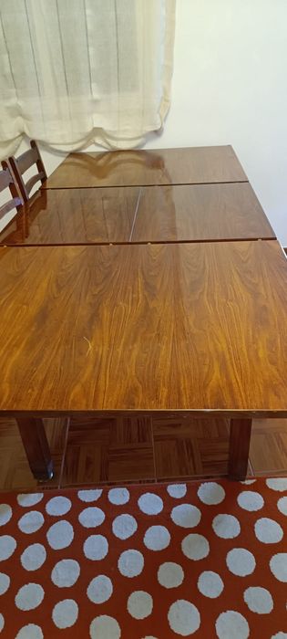 Mesa Vintage em excelentes condições extensível