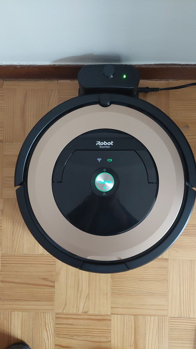 Aspirador iRobot Roomba 825