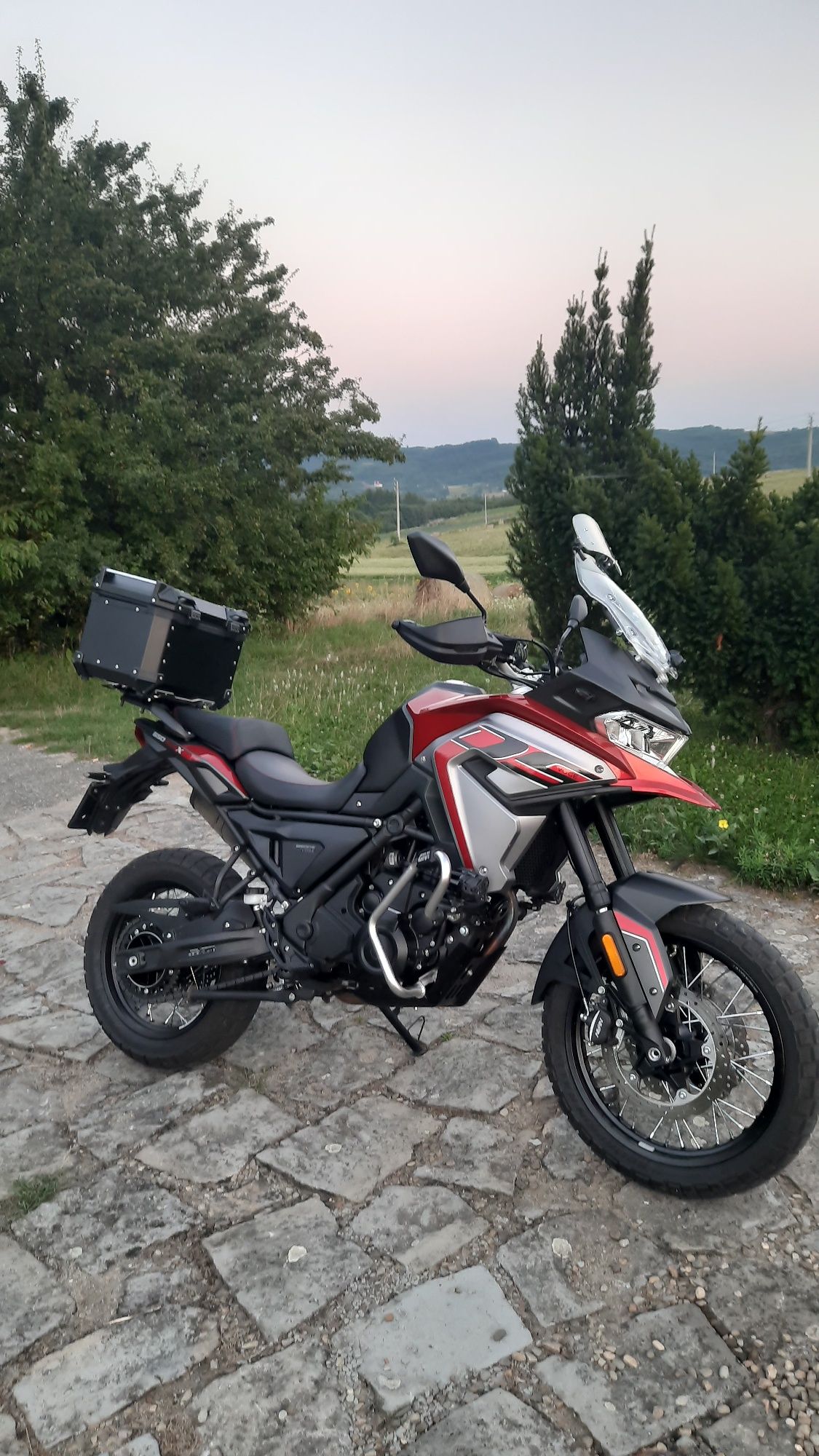 Voge 650dsx, GS, A2, benelli trk