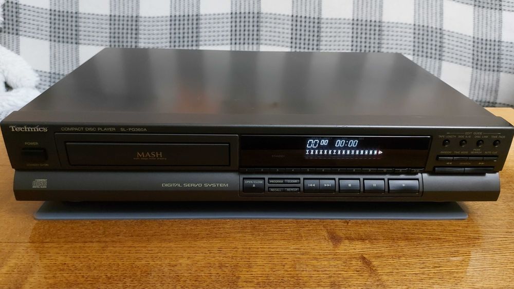 CD-програвач Technics SL-PG360A