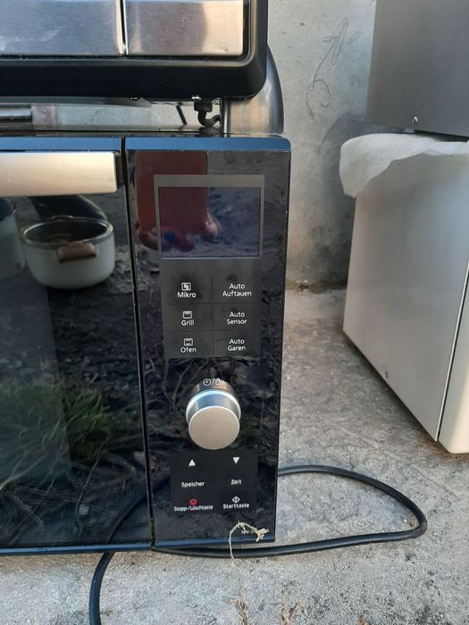 Мікрохвильовка Panasonic інверторна