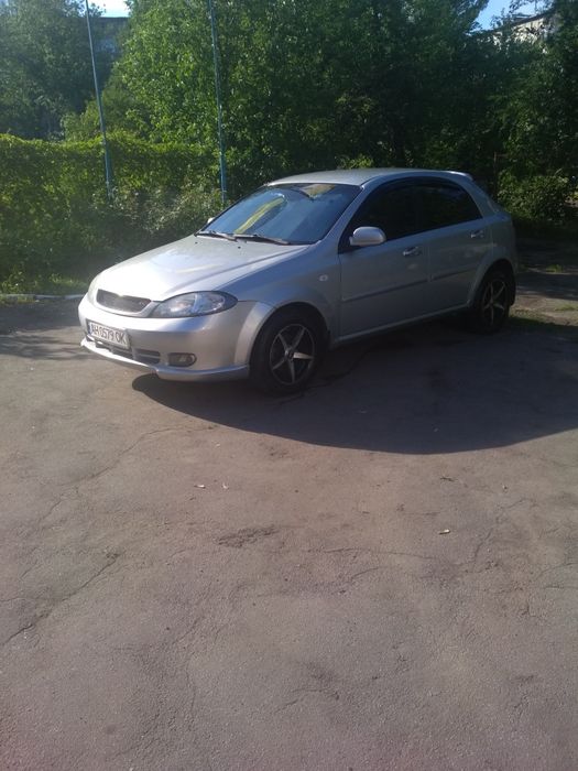 Продам Lacetti 1.8,газ-бензин, хозяин