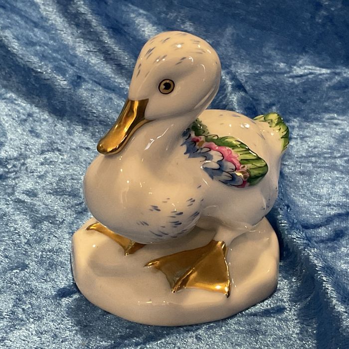 Patinho vista alegre 8 cm pintura manual ,anúncios abaixo