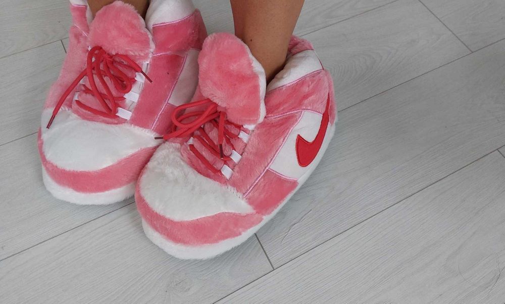 Pluszowe Kapcie Hit 2024  One Size 36-44