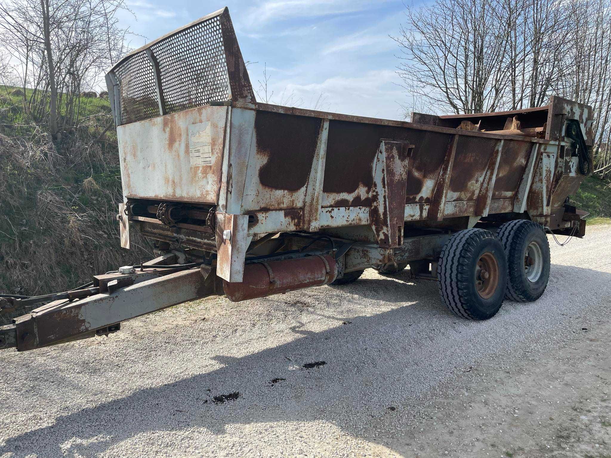 Rozrzutnik obornika, wapna i pomiotu kurzego RUR 10 Tandem 10ton