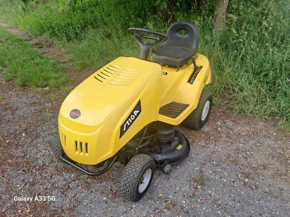 Traktorek kosiarka stiga ,wyrzut boczny ,2 noże  zdrowa orginal