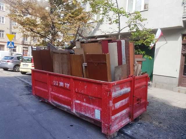 Opróżnianie mieszkań/piwnic/WYWÓZ mebli wynoszenie na śmietnik