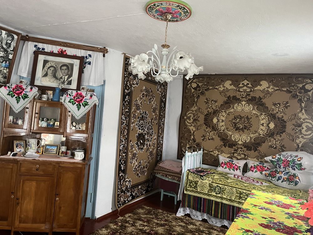 Продається будинок у с.Кацмазів