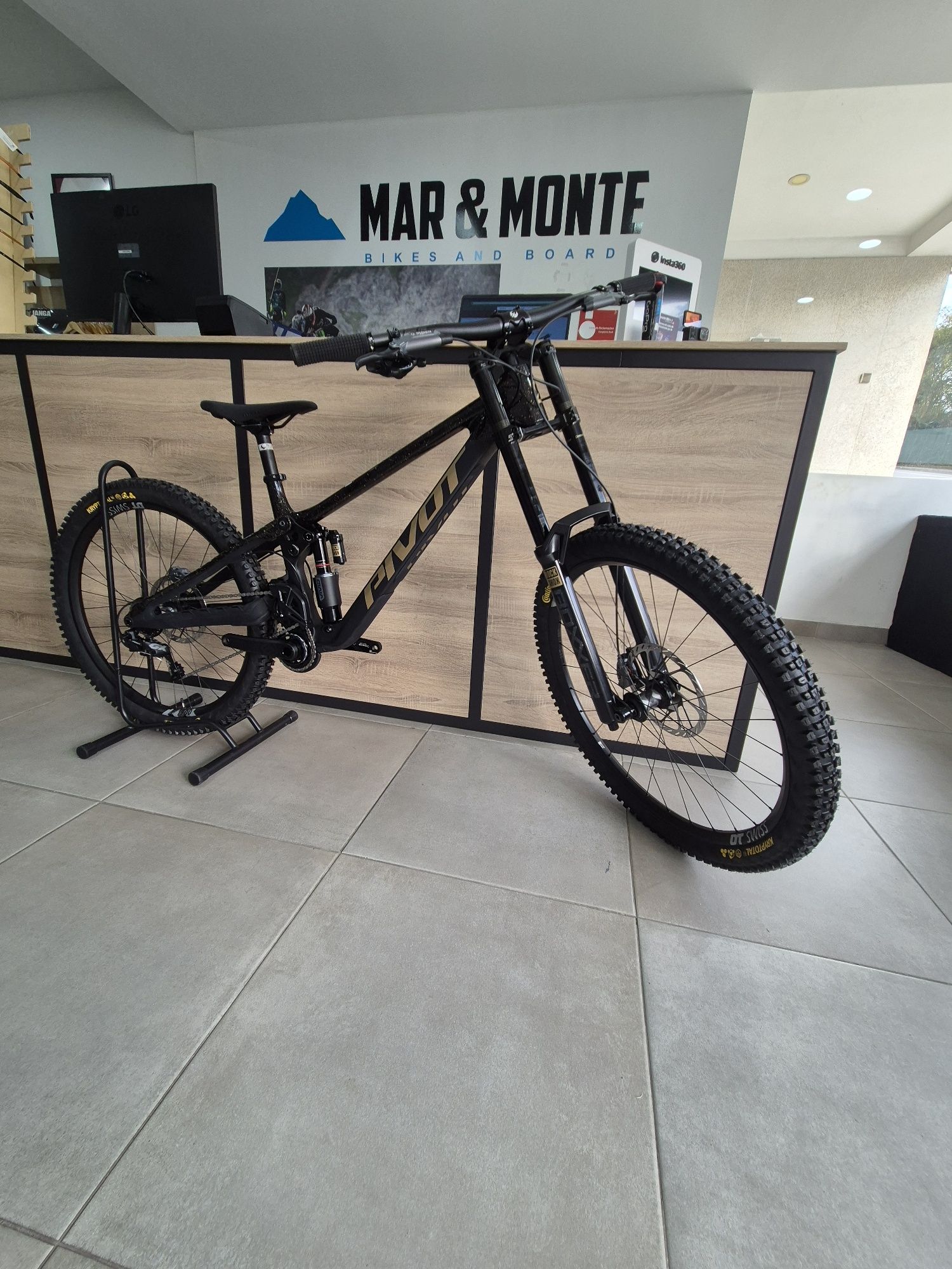 Pivot phenix 2025