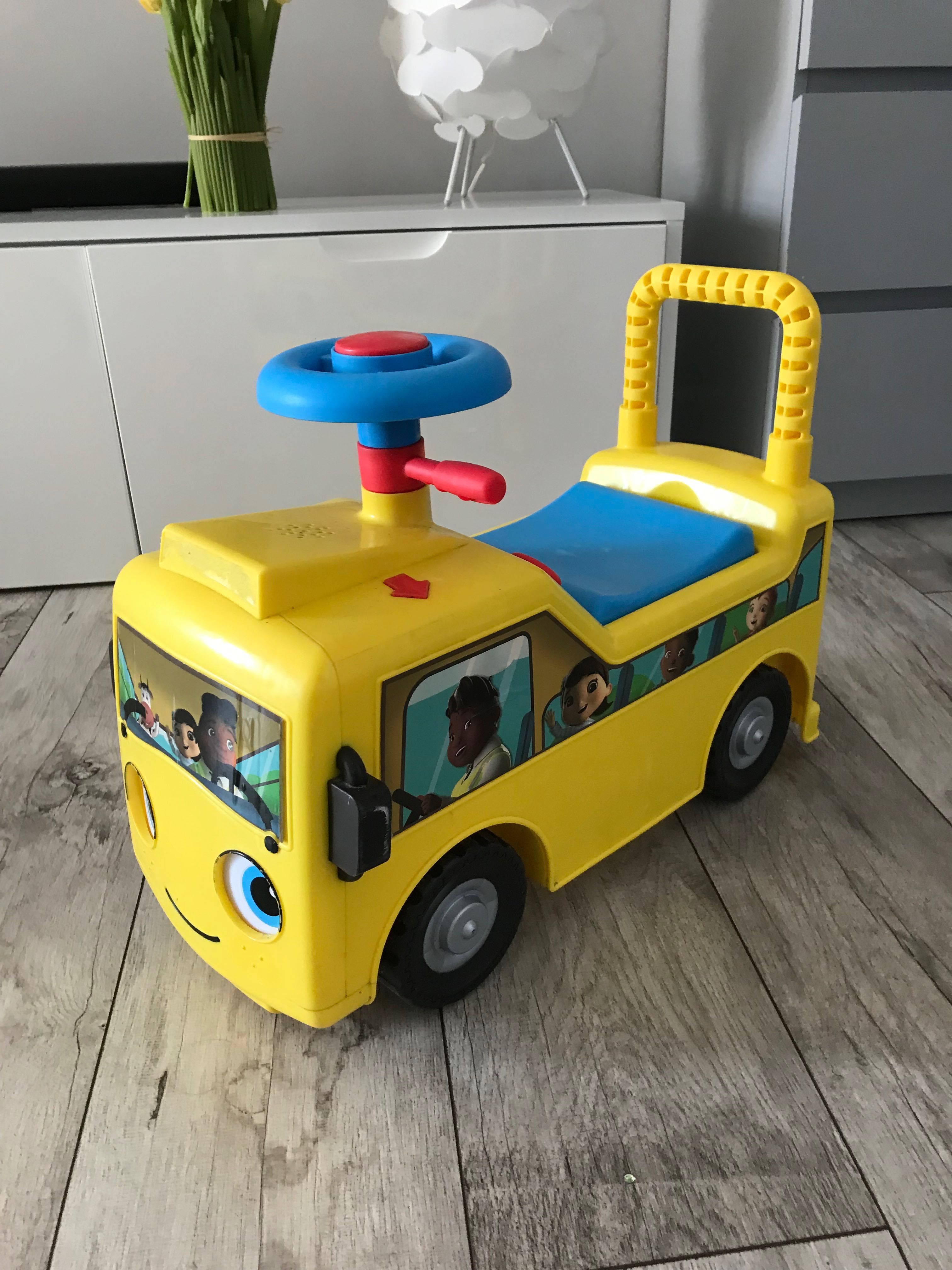 Autobus jezdzik pchacz little tikes