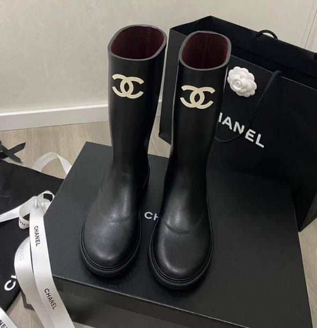 Чоботи гумові сапоги chanel шкіра