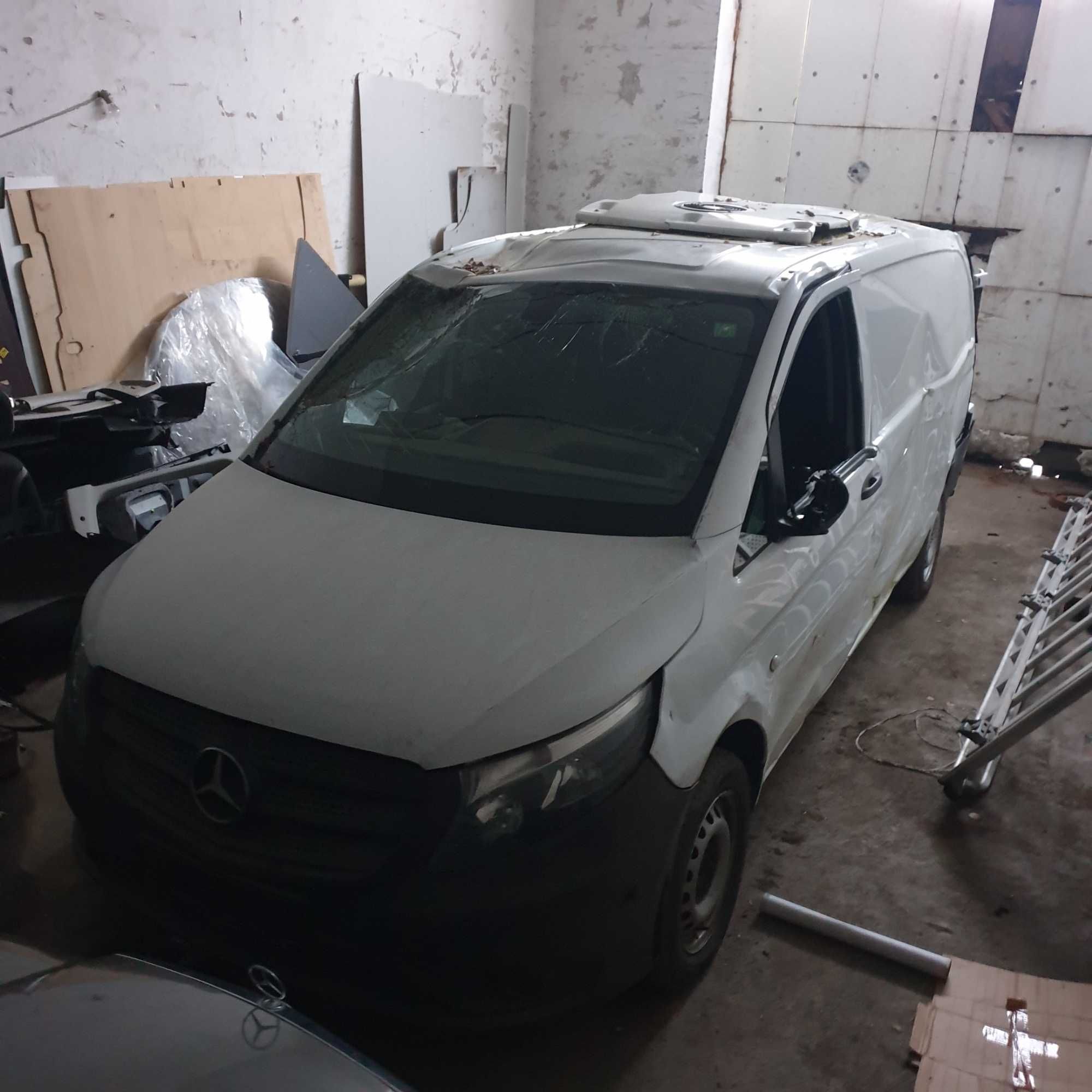 Mercedes Vito 447 rok 2017 Karoseria Dokumenty