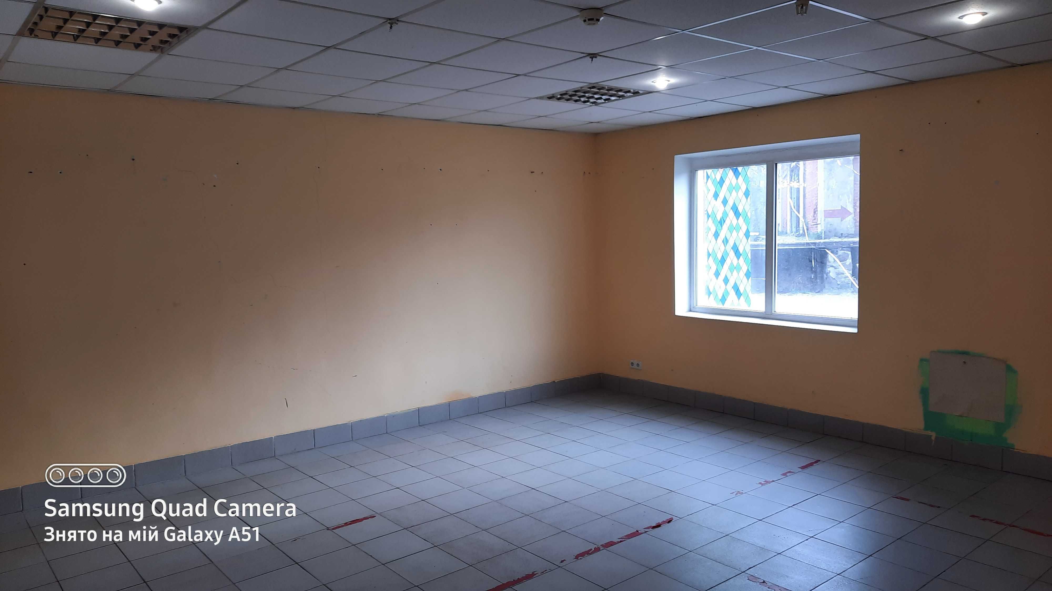 Продам магазин в  Прилуках по вул.Вокзальній 50 .