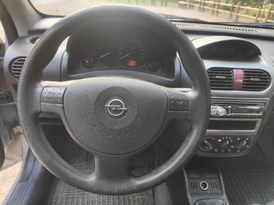 Opel Corsa C 1,2 benzyna 75 KM 179 tys. km BEZ rdzy