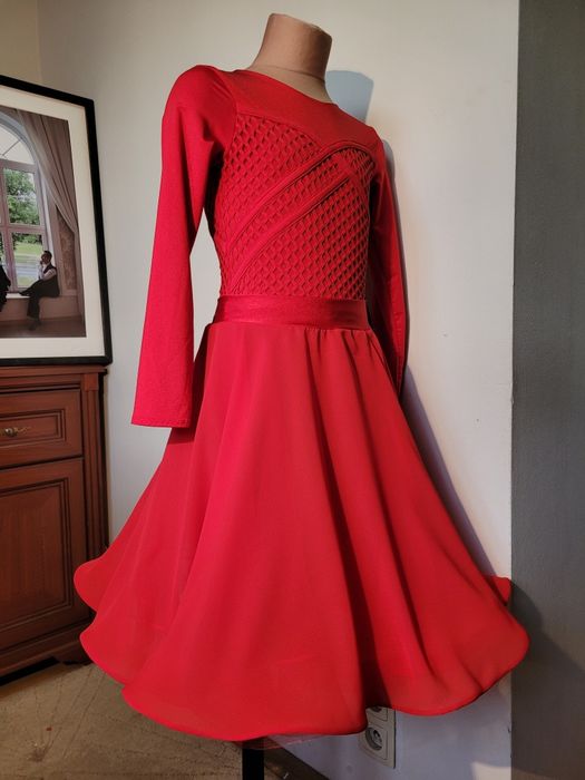 Sukienka do tańca towarzyskiego