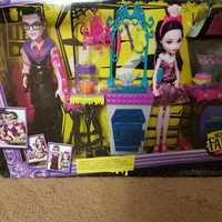 Monster high Family kitchen Draculaura, nowe , nie uzywane