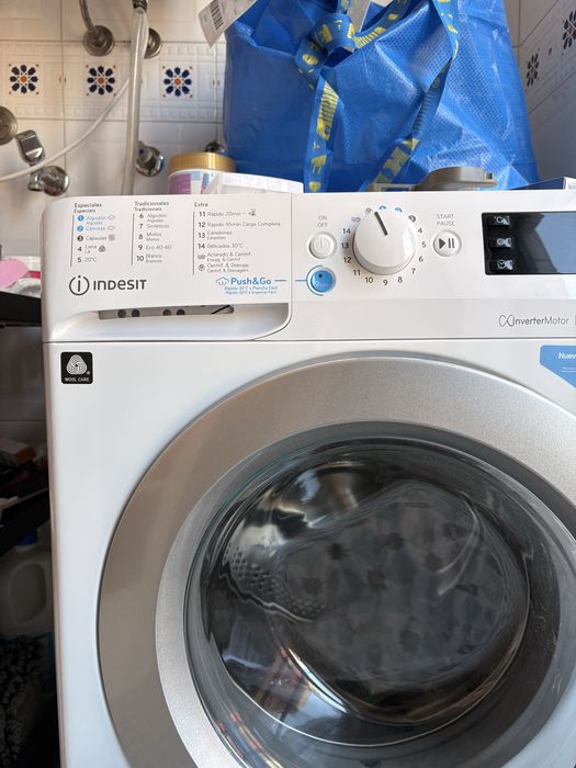 Maquina de lavar roupa INDESIT bwe 101496X