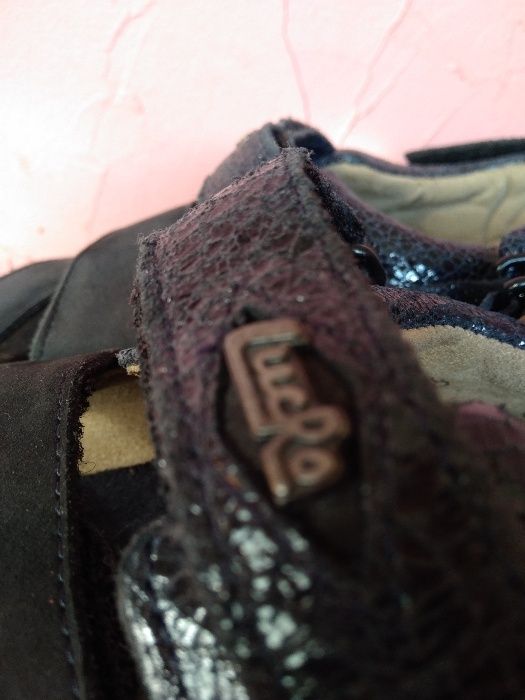 Кожаные черные босоножки, открытые туфли