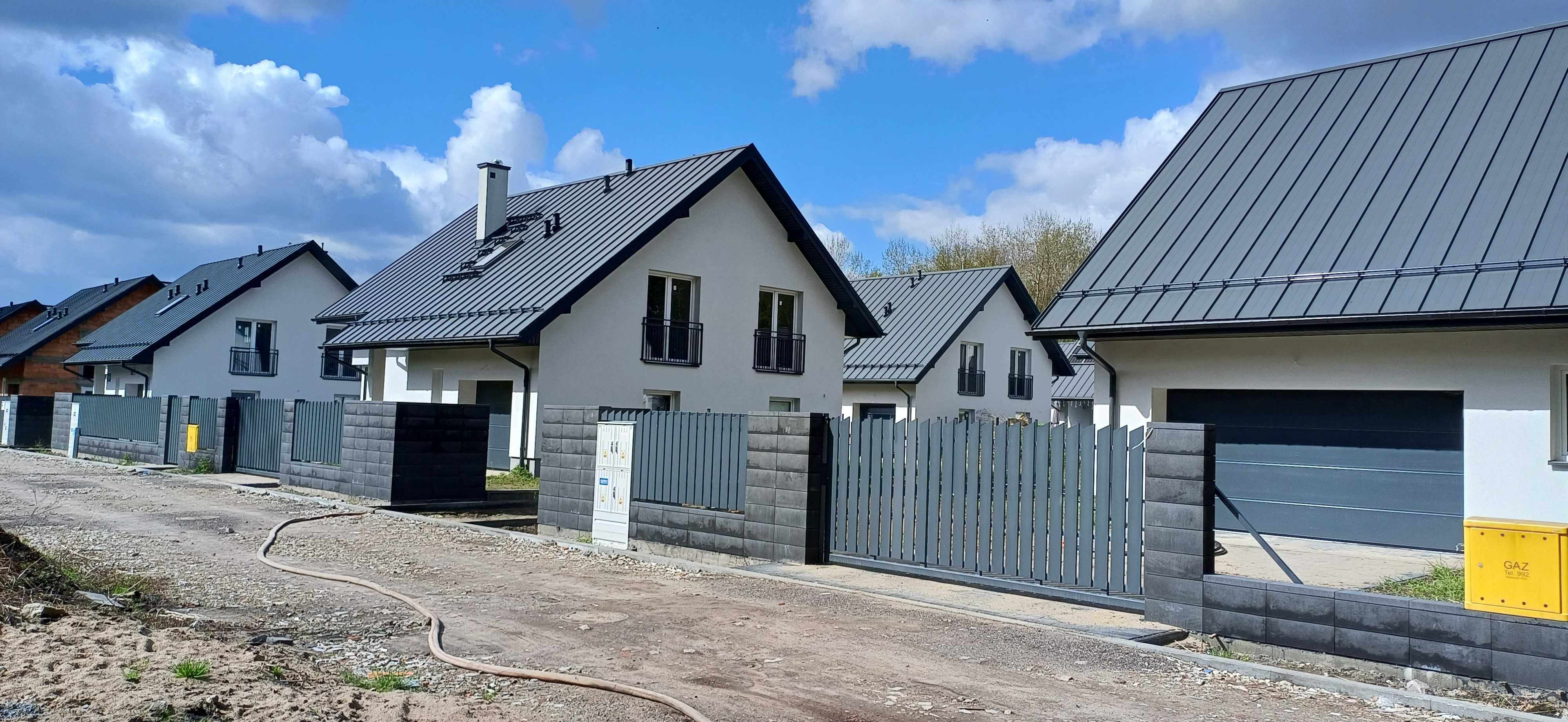 domy jednorodzinne, wolnostojące, Kobyłka - Ossów, gmina Wołomin