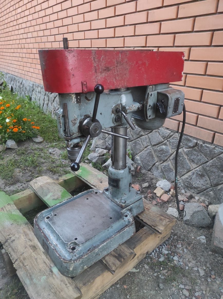 Свердлильний станок НС-12 А Жальгирис Литва+ стіл