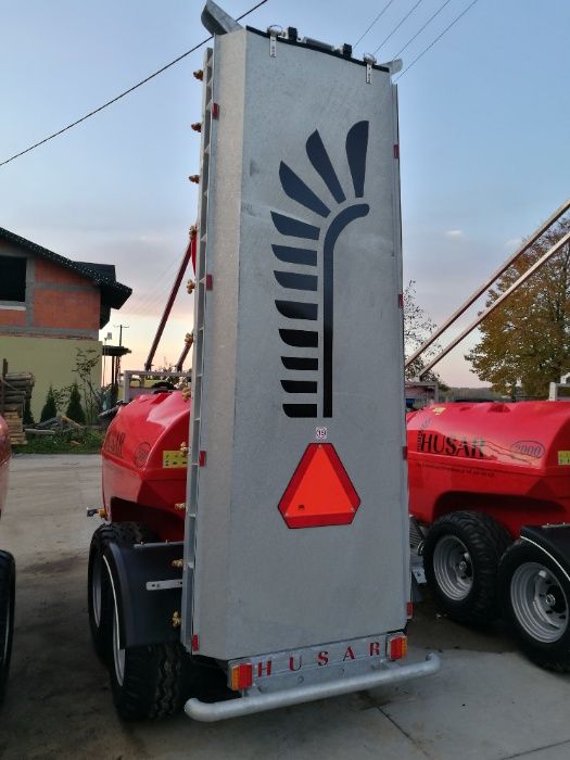opryskiwacz sadowniczy dwuwentylatorowy HUSAR do jabłoni, borówek