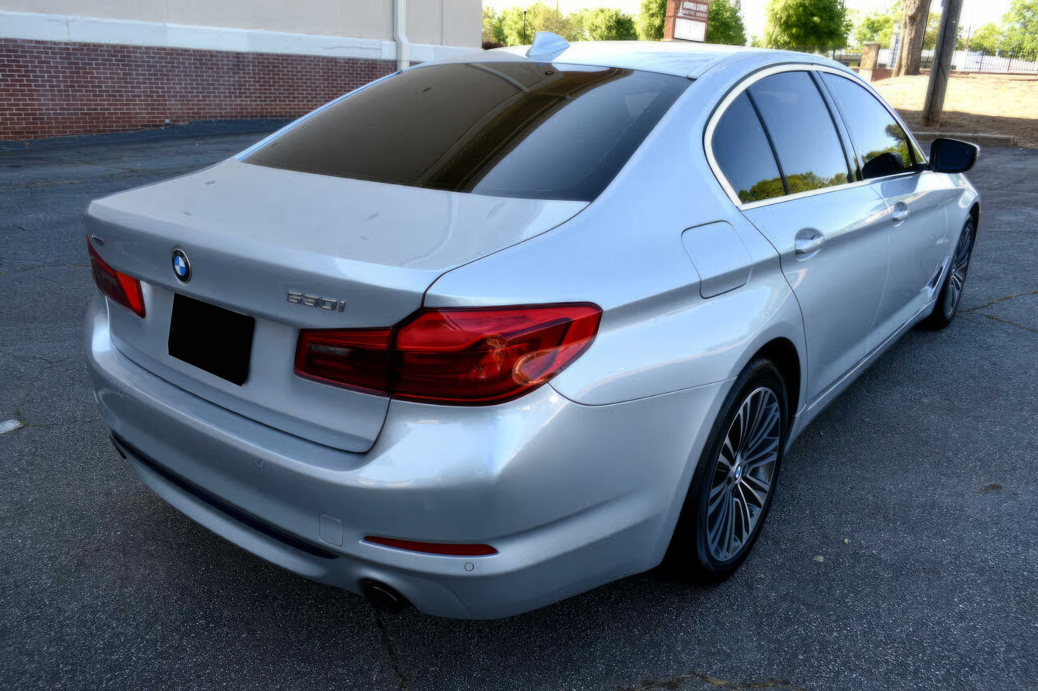 2019 BMW 5 Series 530i