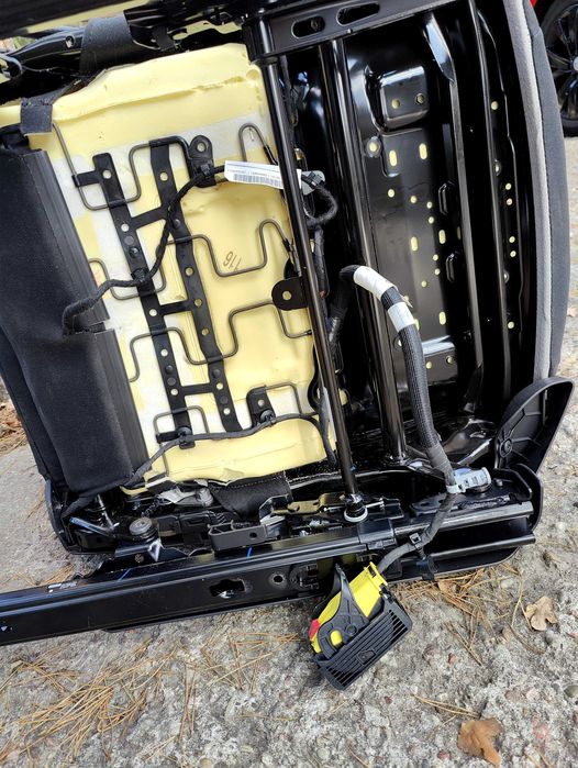 Insignia B fotele kpl + boczki