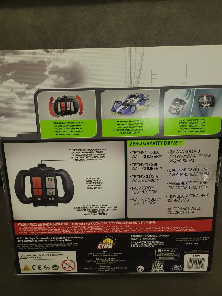 Jeździ po ścianie! Air Hogs Cobi autko Formuła zero grawitacji