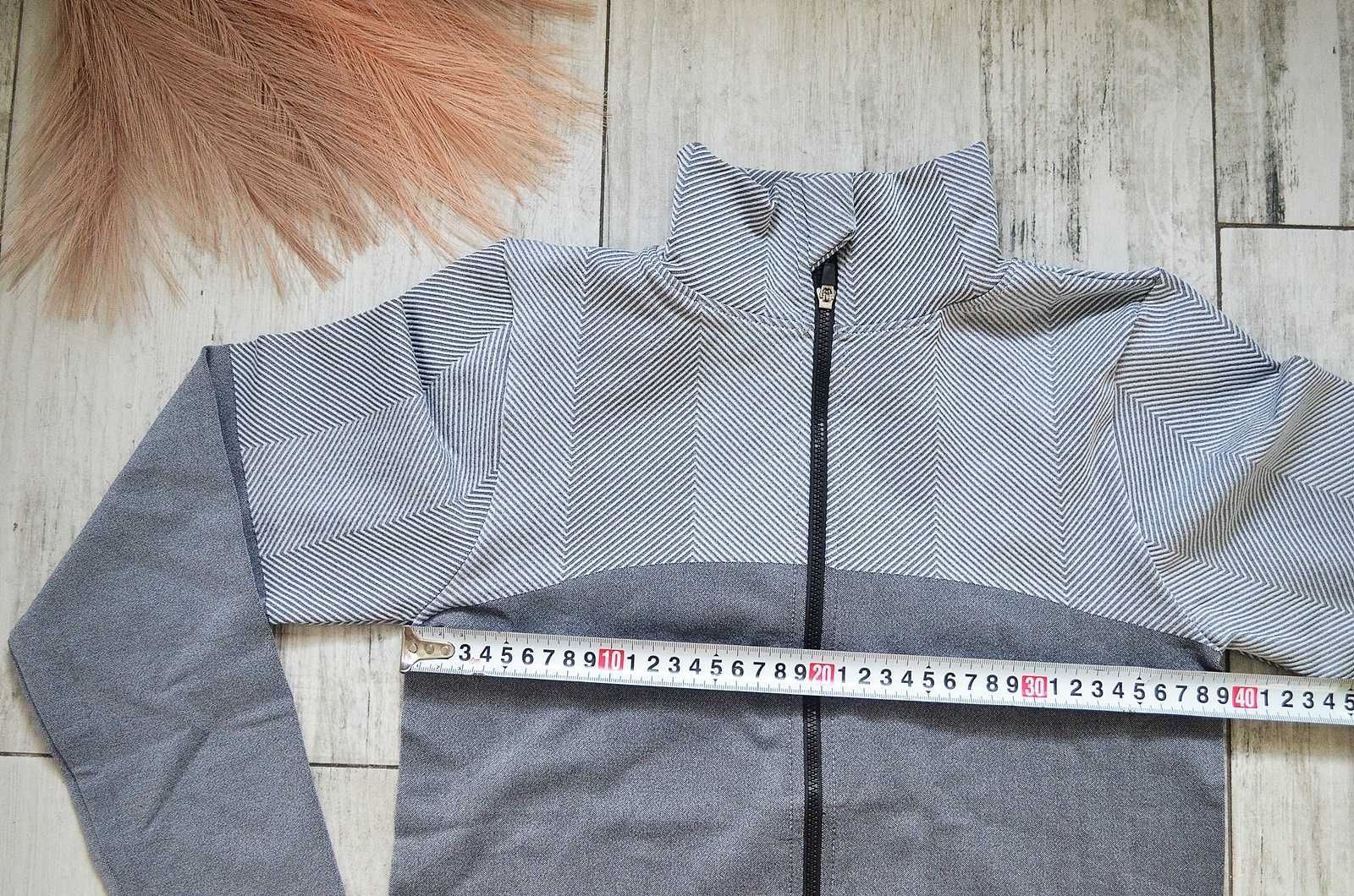 Elastyczna dopasowana bluza sportowa z golfem jogging rower