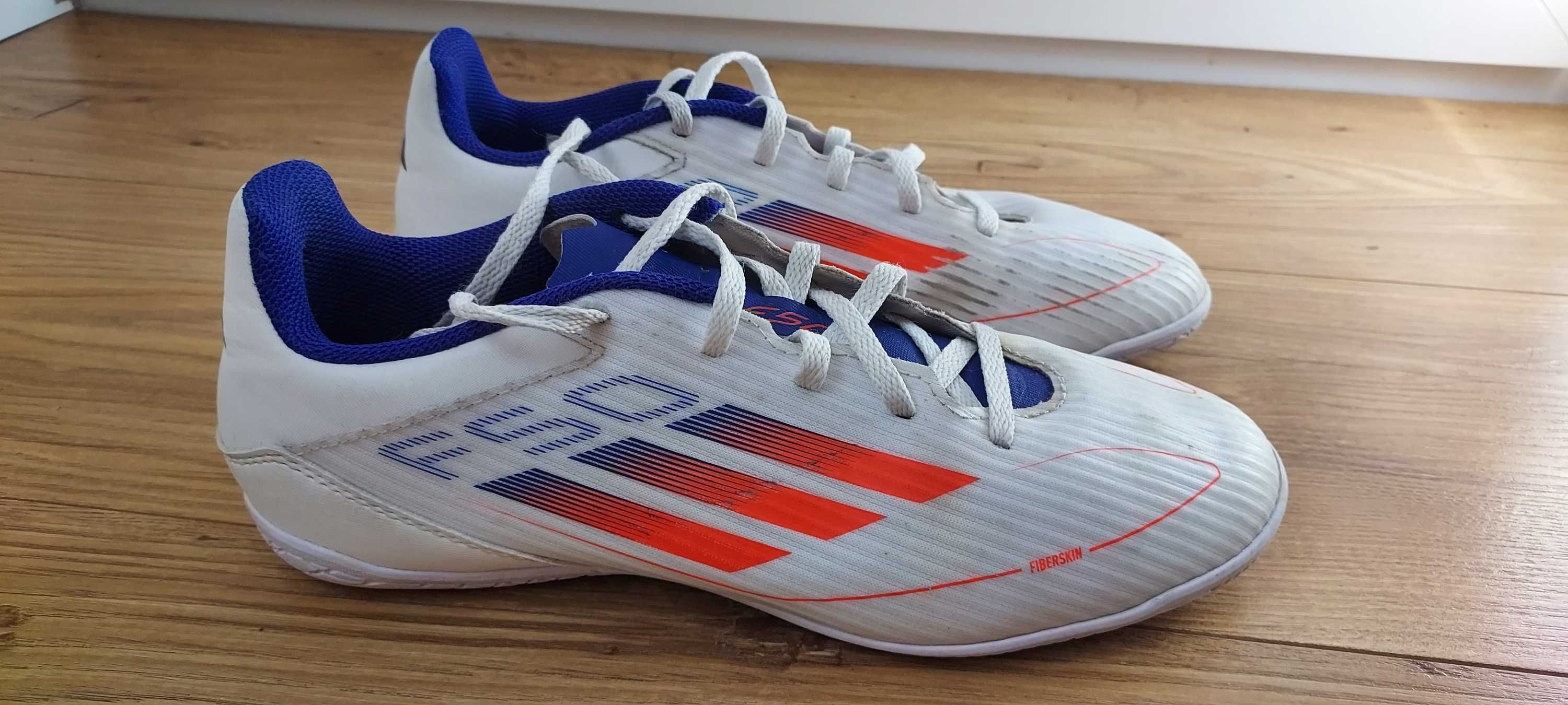 Halówki ADIDAS F50 Club Futsal 40