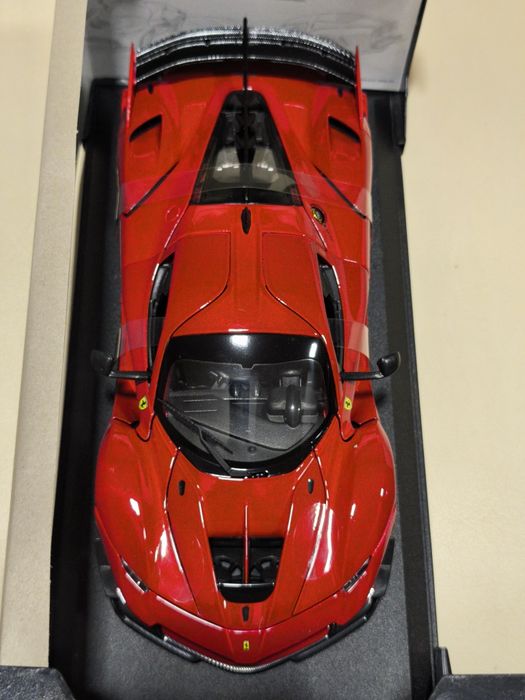Ferrari FXX-K Evo 1:18 by Bburago